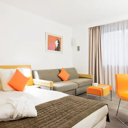 Novotel Centre Vieux 4* Ницца