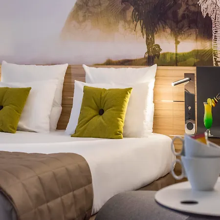 Hotel Novotel Centre Vieux 4*