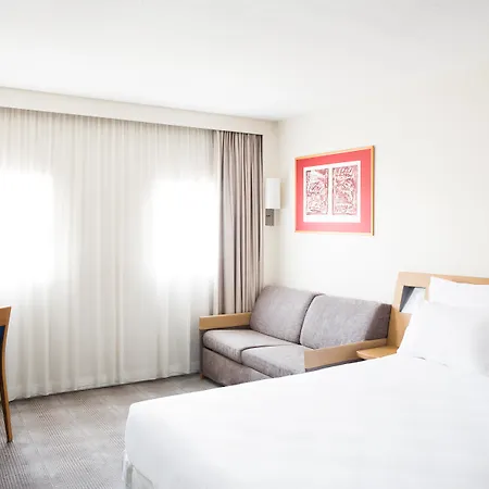 Novotel Centre Vieux Отель 4*
