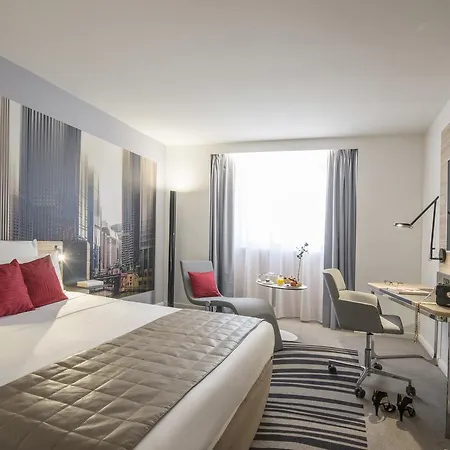 Отель Novotel Centre Vieux Ницца