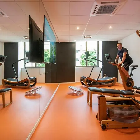 Novotel Centre Vieux Otel